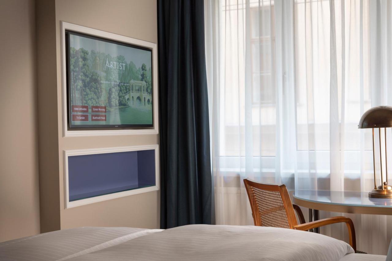 Hotel Alpha - Artist 4*